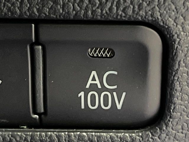 TOYOTA PRIUS 4WD 2019 Image 31