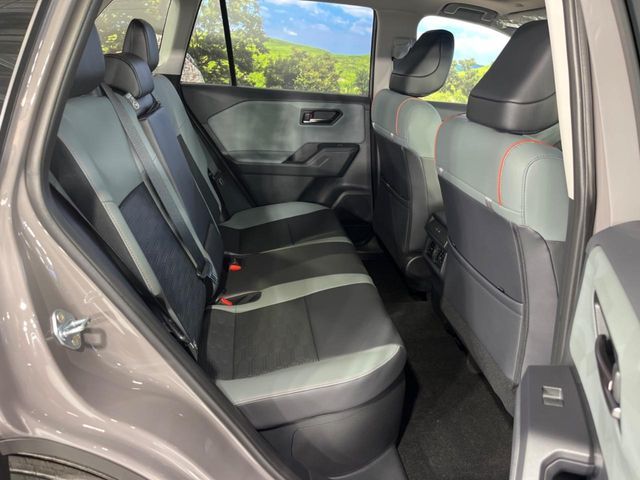 TOYOTA RAV4 HYBRID 4WD 2026 Image 31