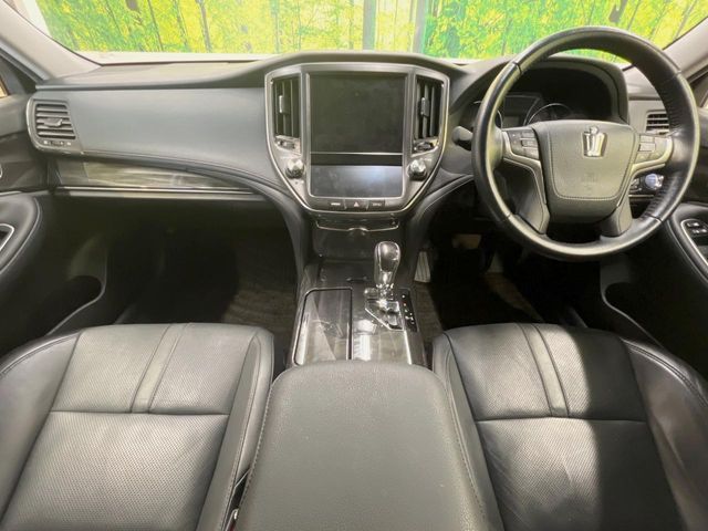 TOYOTA CROWN SEDAN HYBRID 2014 Image 31