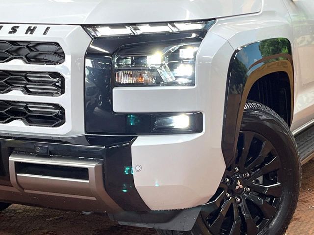 MITSUBISHI TRITON 2024 Image 31
