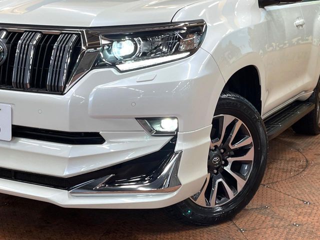 TOYOTA LANDCRUISER PRADO 2023 Image 31