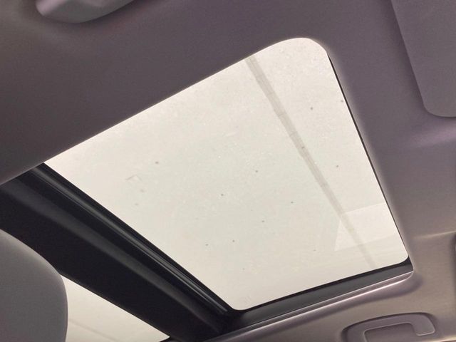 TOYOTA CAMRY HYBRID 2023 Image 31