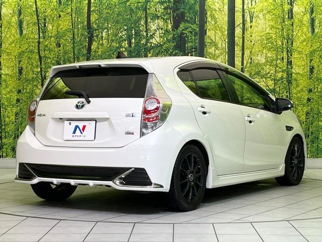 TOYOTA AQUA 2014 Image 31