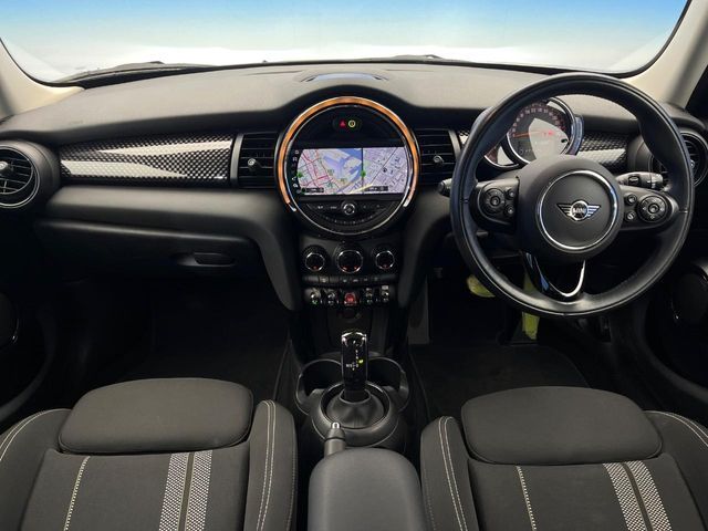 BMW MINI COOPER S 5DOOR 2021 Image 31