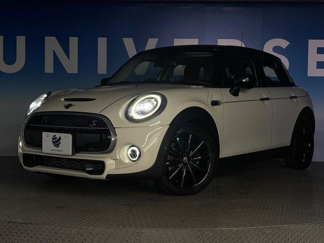 BMW MINI COOPER S 5DOOR 2021 Image 31