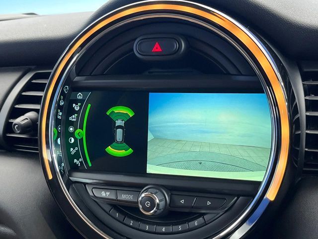 BMW MINI ONE 2018 Image 31