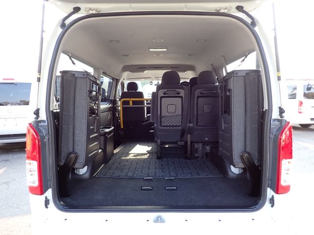 TOYOTA HIACE WAGON 2017 Image 31