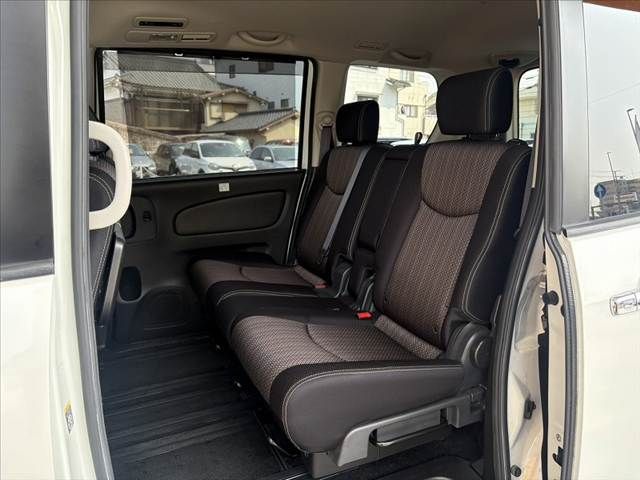 NISSAN SERENA  S-HYBRID 2015 Image 31