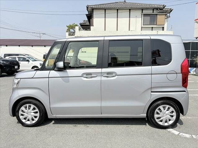 HONDA N BOX 2022 Image 31