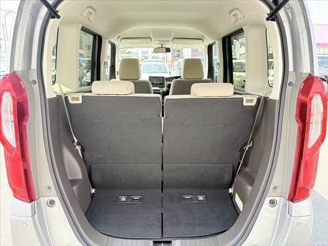 HONDA N BOX 2022 Image 31