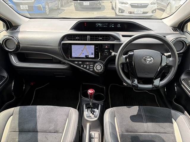 TOYOTA AQUA 2014 Image 31