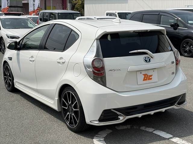 TOYOTA AQUA 2014 Image 31