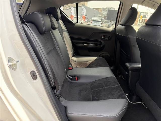 TOYOTA AQUA 2014 Image 31