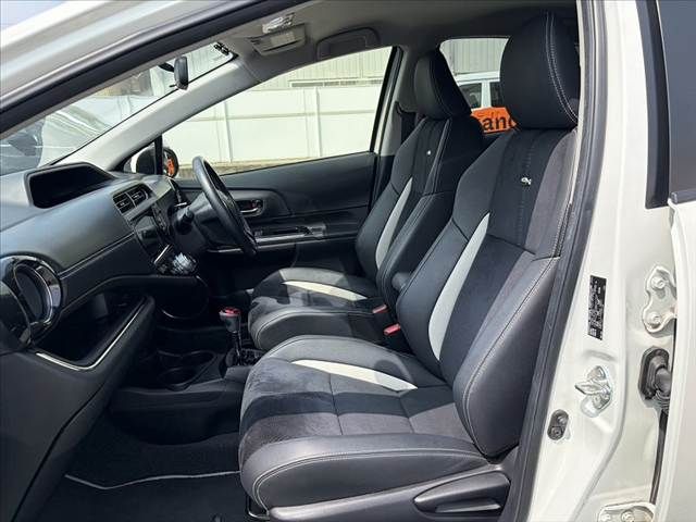 TOYOTA AQUA 2014 Image 31