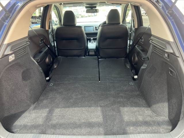 HONDA VEZEL HYBRID 2017 Image 31