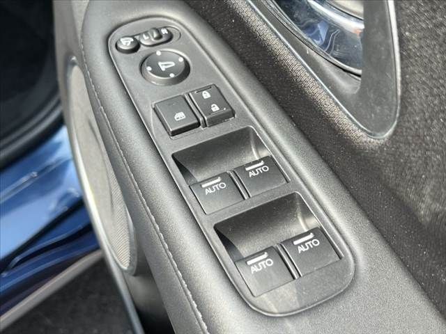 HONDA VEZEL HYBRID 2017 Image 31