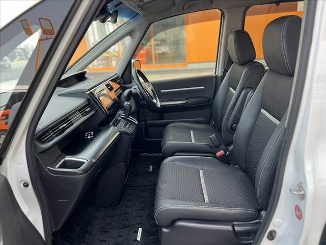 HONDA STEPWAGON SPADA 2015 Image 31