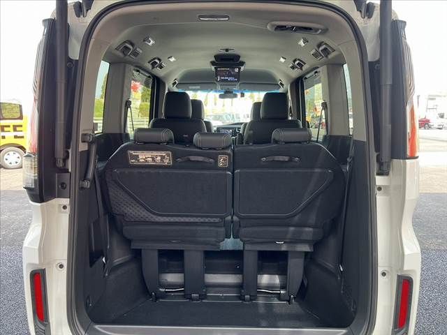 HONDA STEPWAGON SPADA 2015 Image 31