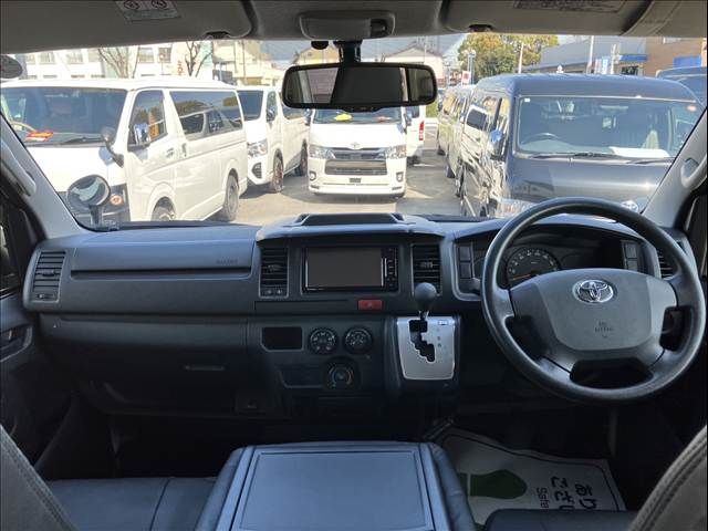 TOYOTA REGIUSACE VAN 1.25T 2017 Image 31