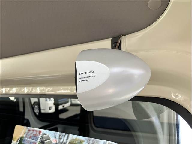 TOYOTA REGIUSACE VAN 1.25T 2017 Image 31