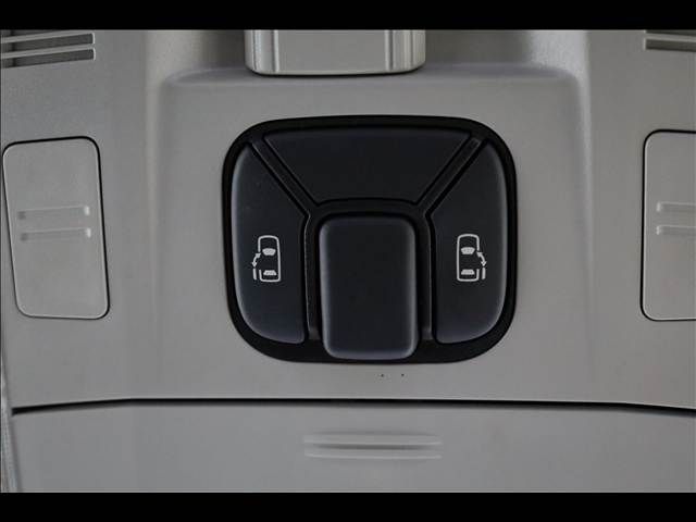 TOYOTA VELLFIRE 2011 Image 31