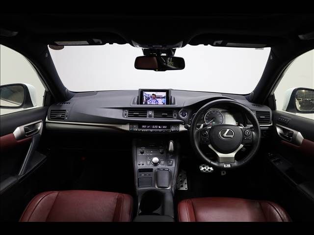 TOYOTA LEXUS CT200H 2014 Image 31