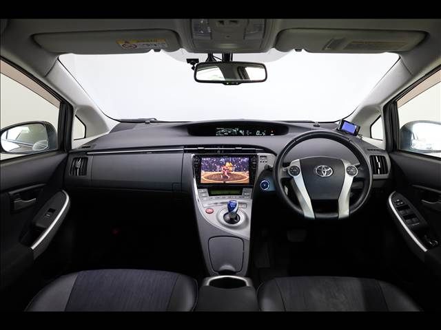 TOYOTA PRIUS 2014 Image 31