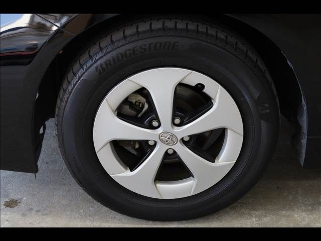 TOYOTA PRIUS 2014 Image 31