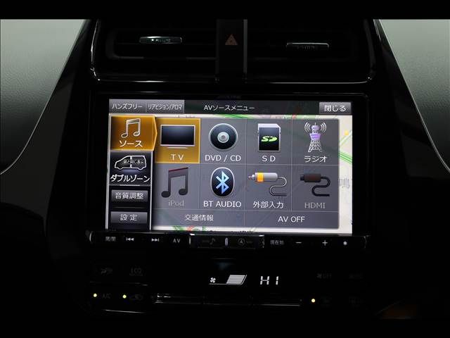 TOYOTA PRIUS 2018 Image 31