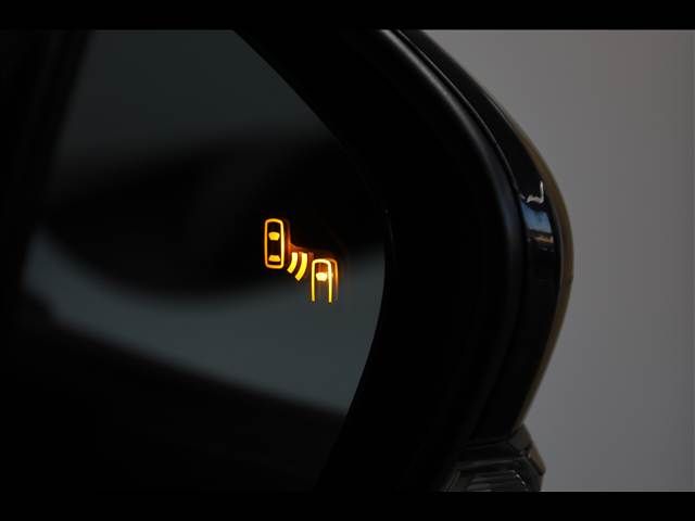 TOYOTA PRIUS 2018 Image 31