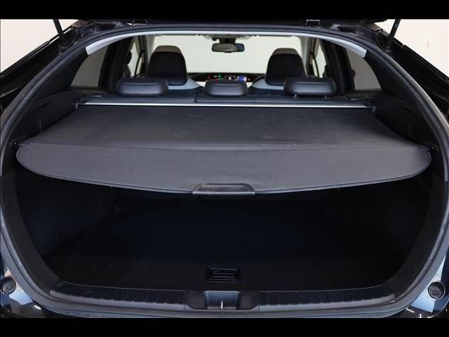 TOYOTA PRIUS 2018 Image 31