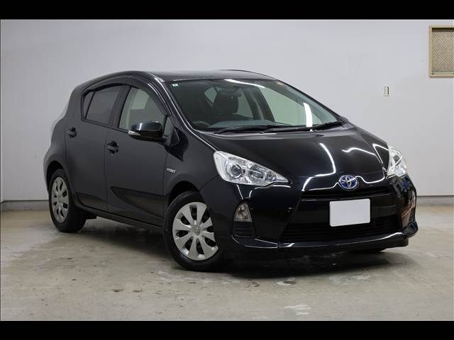 TOYOTA AQUA 2012 Image 31