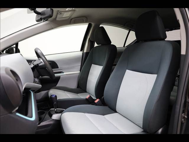 TOYOTA AQUA 2012 Image 31