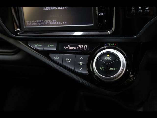 TOYOTA AQUA 2015 Image 31