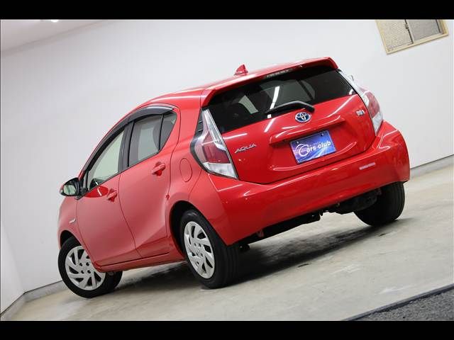 TOYOTA AQUA 2015 Image 31