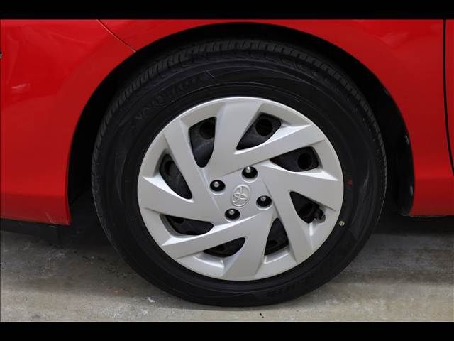 TOYOTA AQUA 2015 Image 31