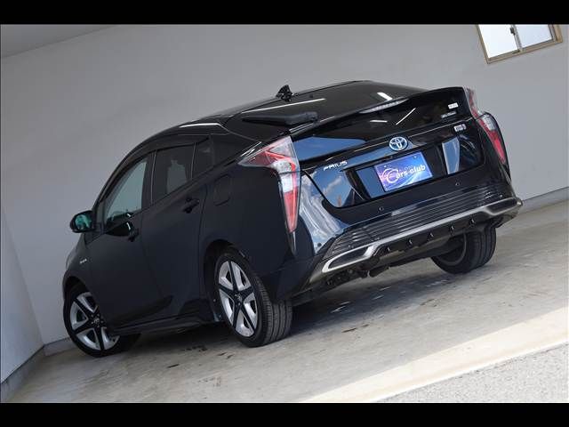 TOYOTA PRIUS 2016 Image 31