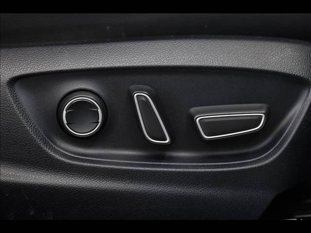 TOYOTA PRIUS 2016 Image 31