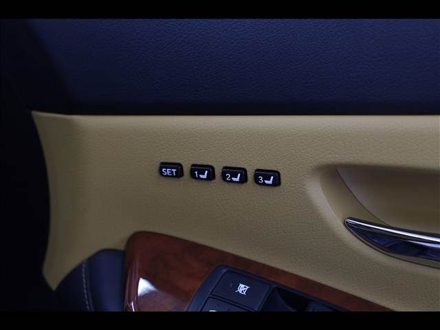 TOYOTA LEXUS HS250H 2013 Image 31