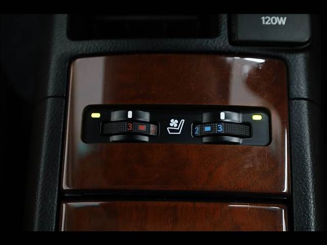 TOYOTA LEXUS HS250H 2013 Image 31