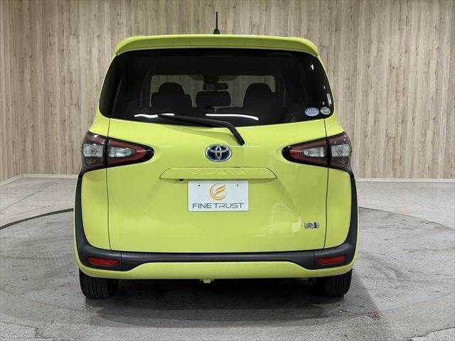TOYOTA SIENTA HYBRID 2015 Image 31