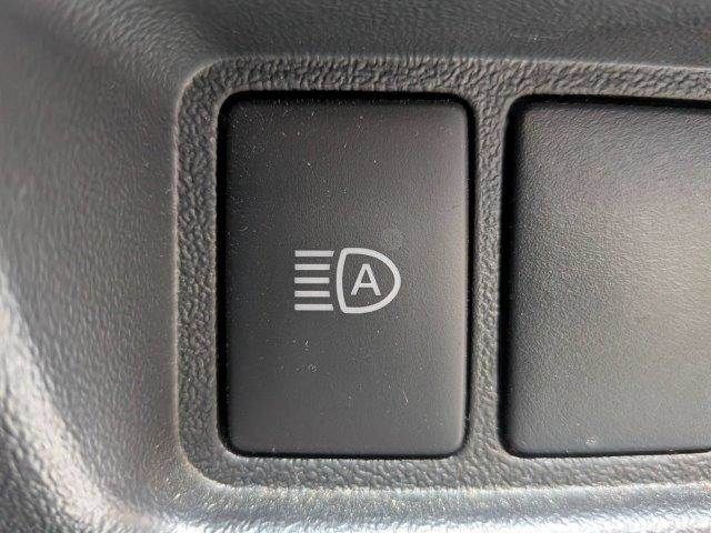 TOYOTA HIACE VAN 2WD 2021 Image 31