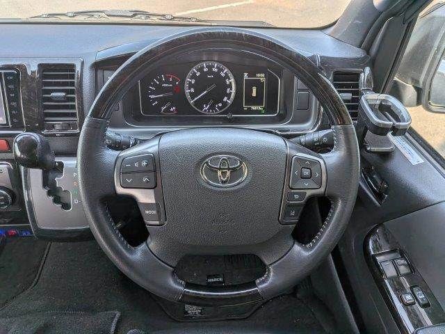 TOYOTA HIACE VAN 2WD 2021 Image 31