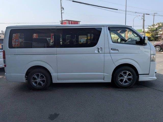 TOYOTA HIACE VAN 2WD 2021 Image 31