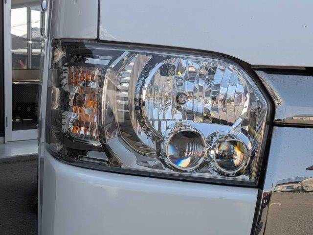 TOYOTA HIACE VAN 2WD 2021 Image 31