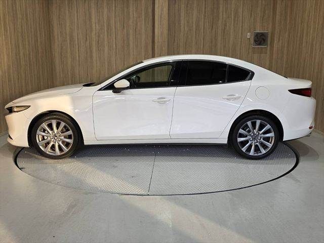 MAZDA 3 SEDAN 2023 Image 31