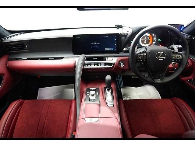 TOYOTA LEXUS LC500 2023 Image 31