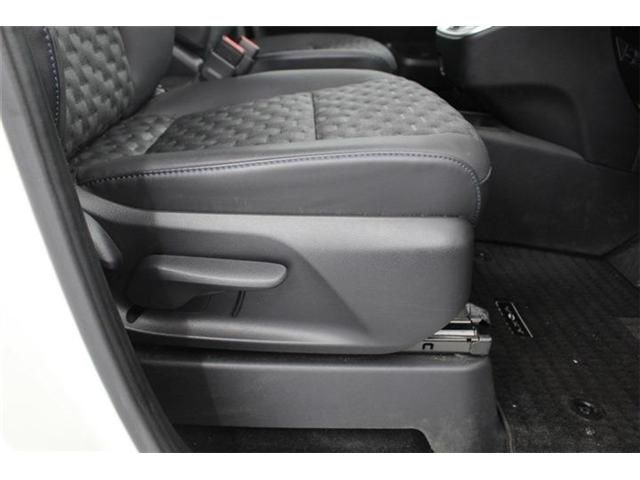 TOYOTA VOXY HYBRID 2022 Image 31