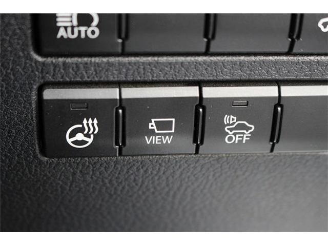 TOYOTA LEXUS NX300H 2018 Image 31