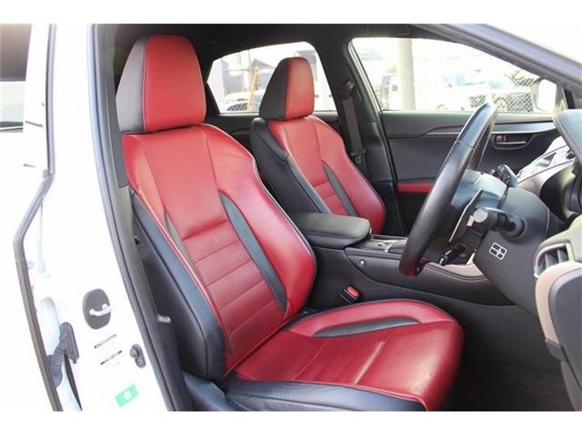 TOYOTA LEXUS NX300H 2018 Image 31